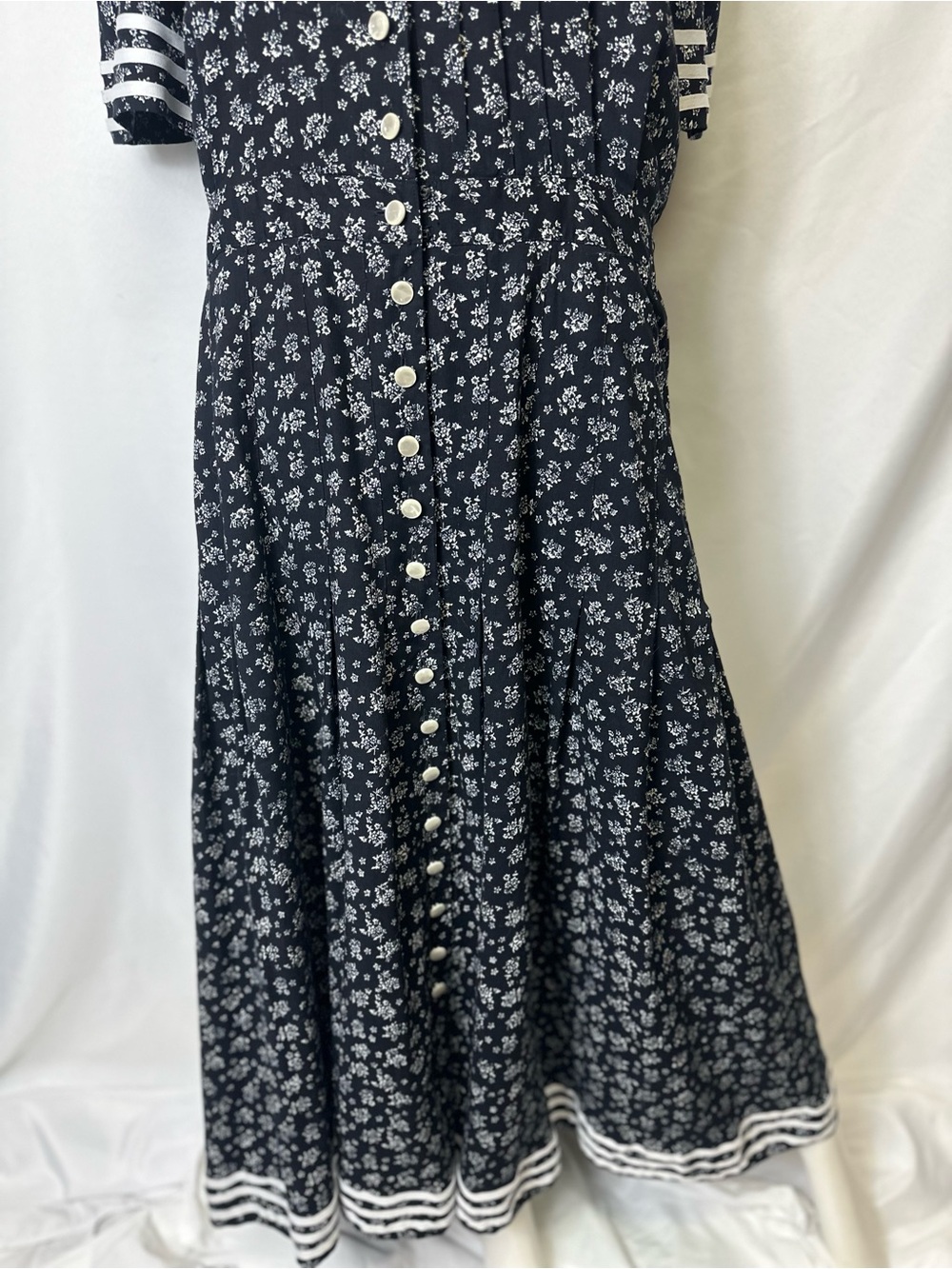 VINTAGE PLAZA SOUTH BRAND SIZE 18T Black & White Dress Short Sleeve Button Down - Picture 3 of 6
